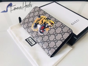 Gucci Wallet 010